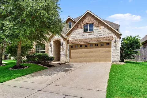 9411 Chase Hollow Ln, Cypress, TX 77433