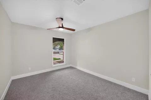 Bedroom - 6111 Sunnygate Dr, Spring, TX 77373 photo 6 of 9