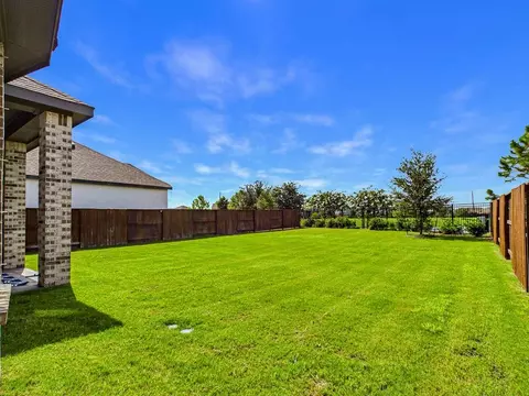 Exterior - 9623 Wright Dr, Manvel, TX 77578 photo 4 of 6
