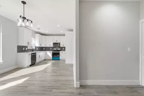 Entry Way - 44 Meadow Lake Dr, Trinity, TX 75862 photo 1 of 5
