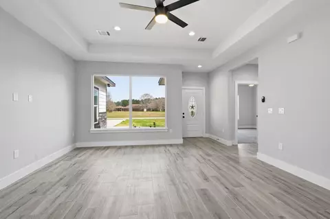 Living - 44 Meadow Lake Dr, Trinity, TX 75862 photo 1 of 2