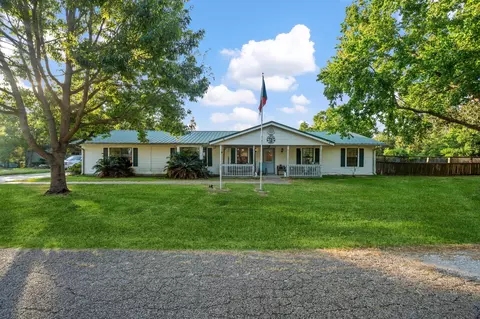 71 N Shady Oaks Drive Dr, Point Blank, TX 77364