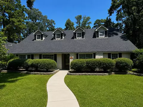 1431 Walnut Ln, Houston, TX 77339