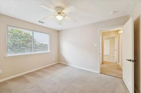 Bedroom - 513 Brad Ct, Webster, TX 77598 photo 3 of 5