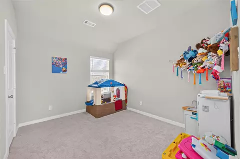 Bedroom - 866 Sendero Trl, Conroe, TX 77304 photo 4 of 6