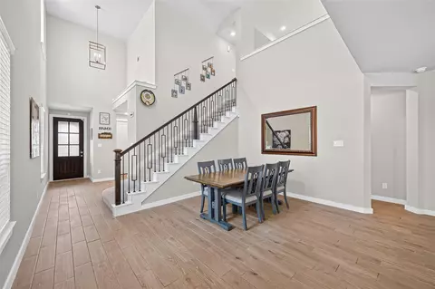 Entry Way - 866 Sendero Trl, Conroe, TX 77304 photo 3 of 10