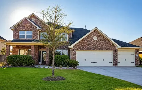 2711 Kestrel Trace Ln, Katy, TX 77494