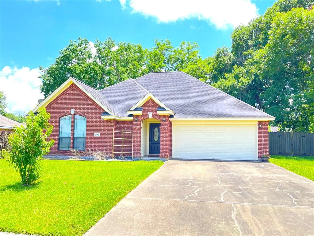 106 Sugar Cane Cir  