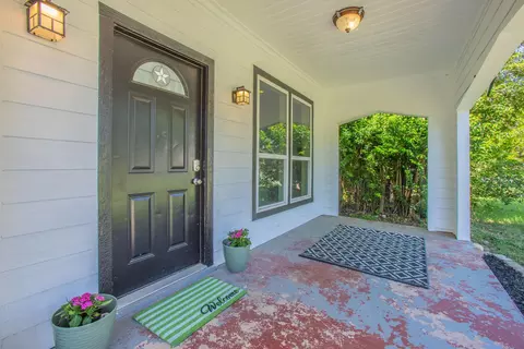Exterior - 2322 Reuter Ave, Waco, TX 76708 photo 2 of 4