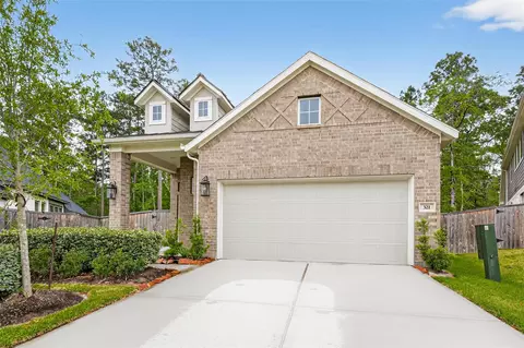 321 Mullins Ct, Montgomery, TX 77316