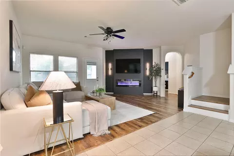 802 Harbor Lakes Ln, Katy, TX 77494