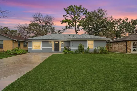 4718 Blanton Blvd, Houston, TX 77092