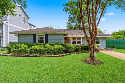 2115 Althea Dr, Houston, TX 77018