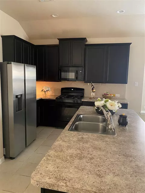 Kitchen - 22810 Highland Bluff Ln, Spring, TX 77373 photo 4 of 4