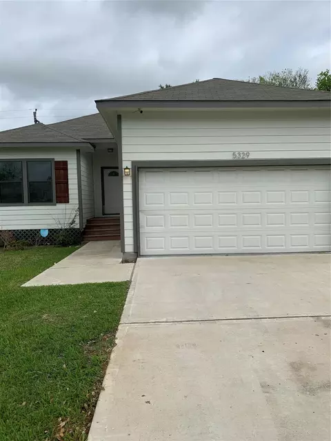 5329 Rue St, Houston, TX 77033