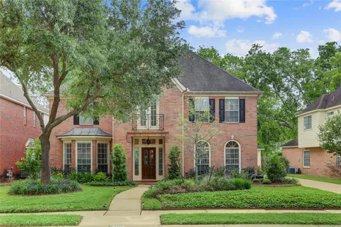 4815 Scot Ct, Sugar Land, TX 77479