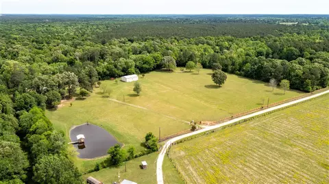 968 Oats Rd, Livingston, TX 77351
