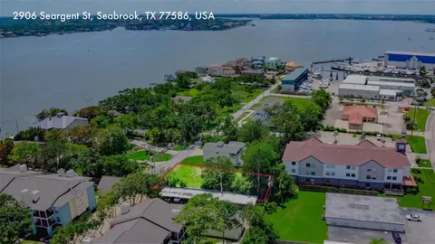 2906 Seargent St, Seabrook, TX 77586