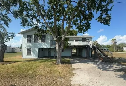 50 N Vivian Stevens St, Port Lavaca, TX 77979