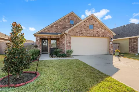 928 Gentle Moss Dr, Magnolia, TX 77354