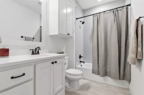 Bath - 3512 Castine Ct, Bryan, TX 77808 photo 6 of 6