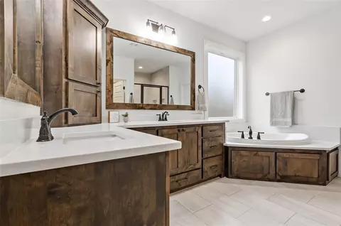 Bath - 3512 Castine Ct, Bryan, TX 77808 photo 1 of 6