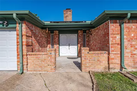 13727 Oleoke Ln, Houston, TX 77015