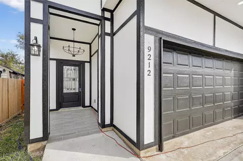 9212 Arvin St, Houston, TX 77028