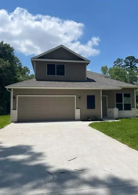 17032 White Birch Ln, Conroe, TX 77385 photo 1