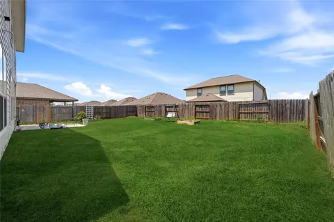 Exterior - 5231 Pine Pass Dr, Rosenberg, TX 77469 photo 4 of 5
