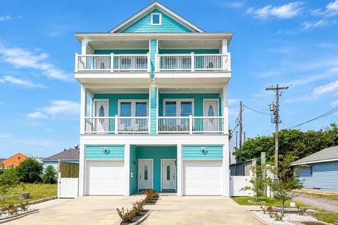 1013 10th St, Galveston, TX 77550