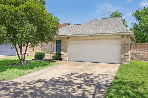 10710 Staghill Dr, Houston, TX 77064