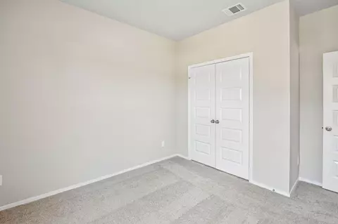 Bedroom - 4635 Coral Bean St, Pinehurst, TX 77362 photo 4 of 7