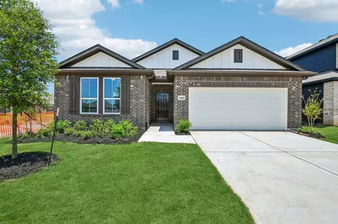 Exterior - 4635 Coral Bean St, Pinehurst, TX 77362 photo 2 of 2
