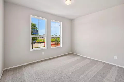 Bedroom - 4635 Coral Bean St, Pinehurst, TX 77362 photo 3 of 7