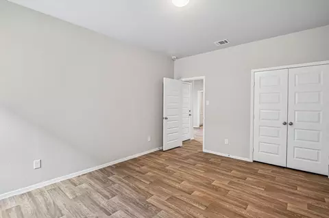 Bedroom - 4635 Coral Bean St, Pinehurst, TX 77362 photo 6 of 7