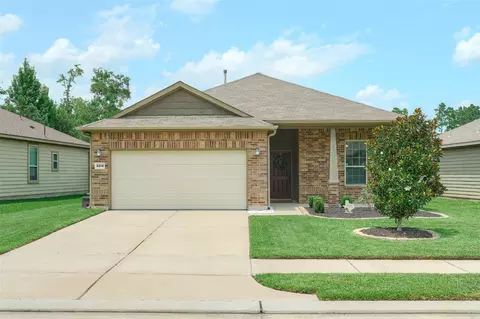 2214 Timberland Country Ct, Conroe, TX 77304