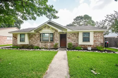 12022 Scottsdale Dr, Meadows Place, TX 77477