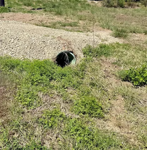 606 Bonita St, Sargent, TX 77414