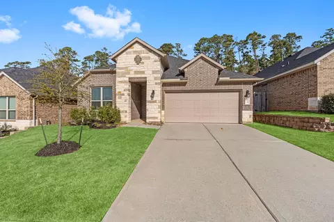 544 Newcomb Hollow Dr, Conroe, TX 77304