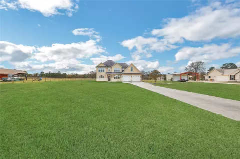 22 Obannon Ranch Rd, Huntsville, TX 77320