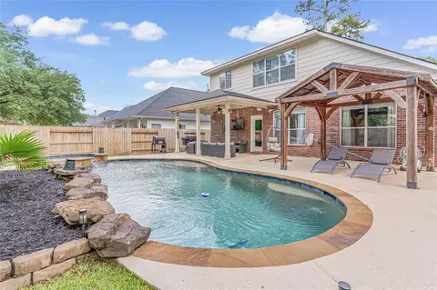 14518 Red Tailed Hawk Ln, Houston, TX 77044