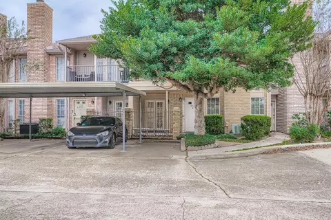 3100 Jeanetta St #602, Houston, TX 77063