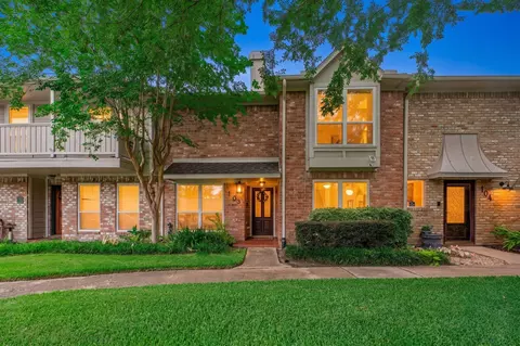727 Bunker Hill Rd #103, Houston, TX 77024