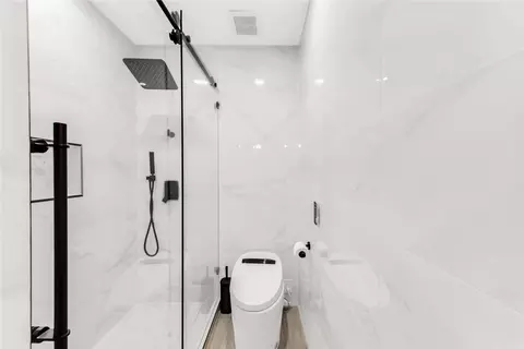 Bath - 17311 Nevelson Cir, Spring, TX 77379 photo 9 of 9