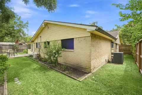 Exterior - 3814 Rolling Terrace Dr, Spring, TX 77388 photo 6 of 8