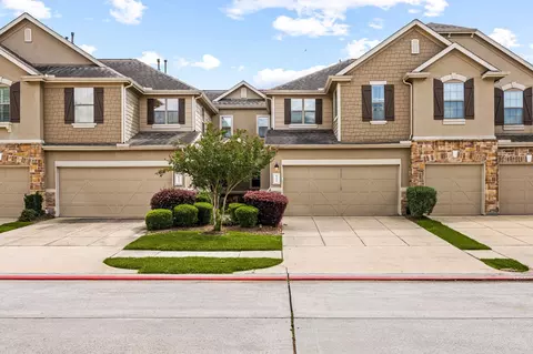 12119 Medina Lake Dr, Tomball, TX 77377