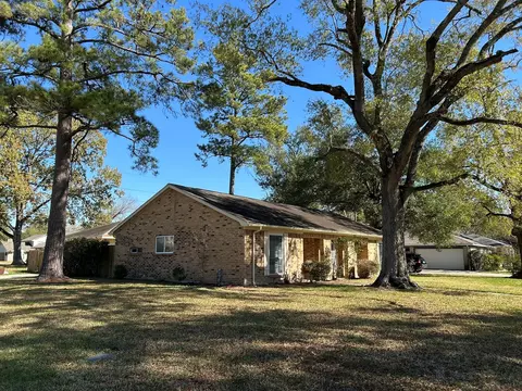 25414 Cottage Hill Ln, Spring, TX 77373