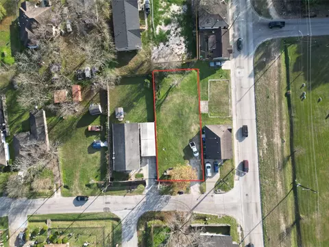 1067 Reverend B J Lewis Dr, Houston, TX 77088
