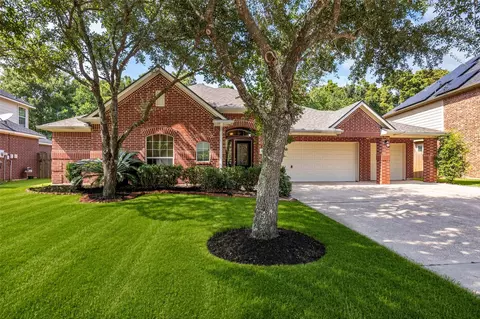 12807 Winding Manor Dr, Houston, TX 77044